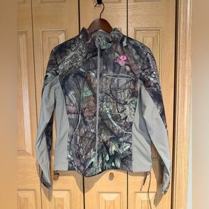 NWOT Mossy Oak Women's Soft Shell Scent Factor Hunting Jacket